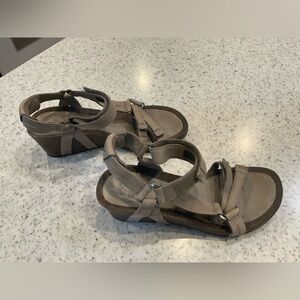 Teva Wedge Sandal 6